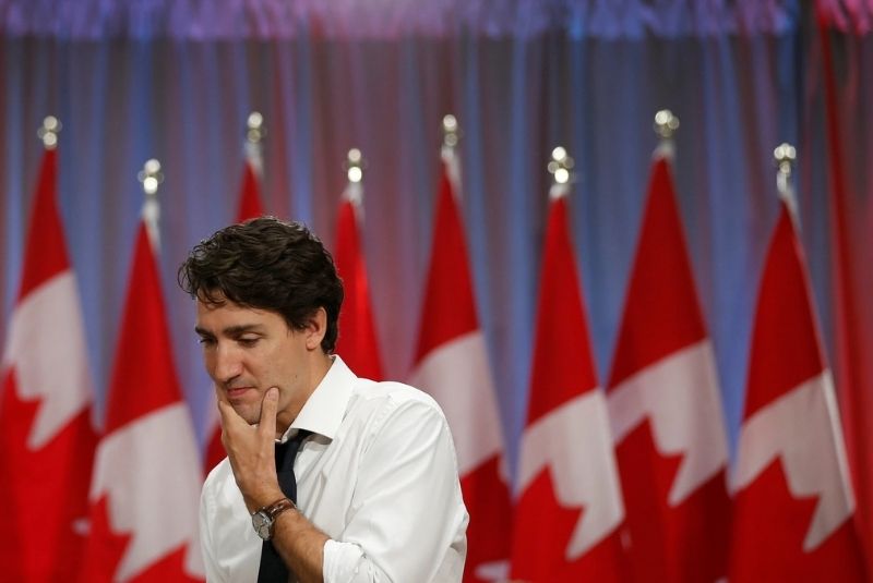 Thủ tướng Justin Trudeau trong một cuộc họp
