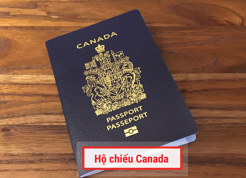 Tấm hộ chiếu Canada có bìa màu xanh dương đậm